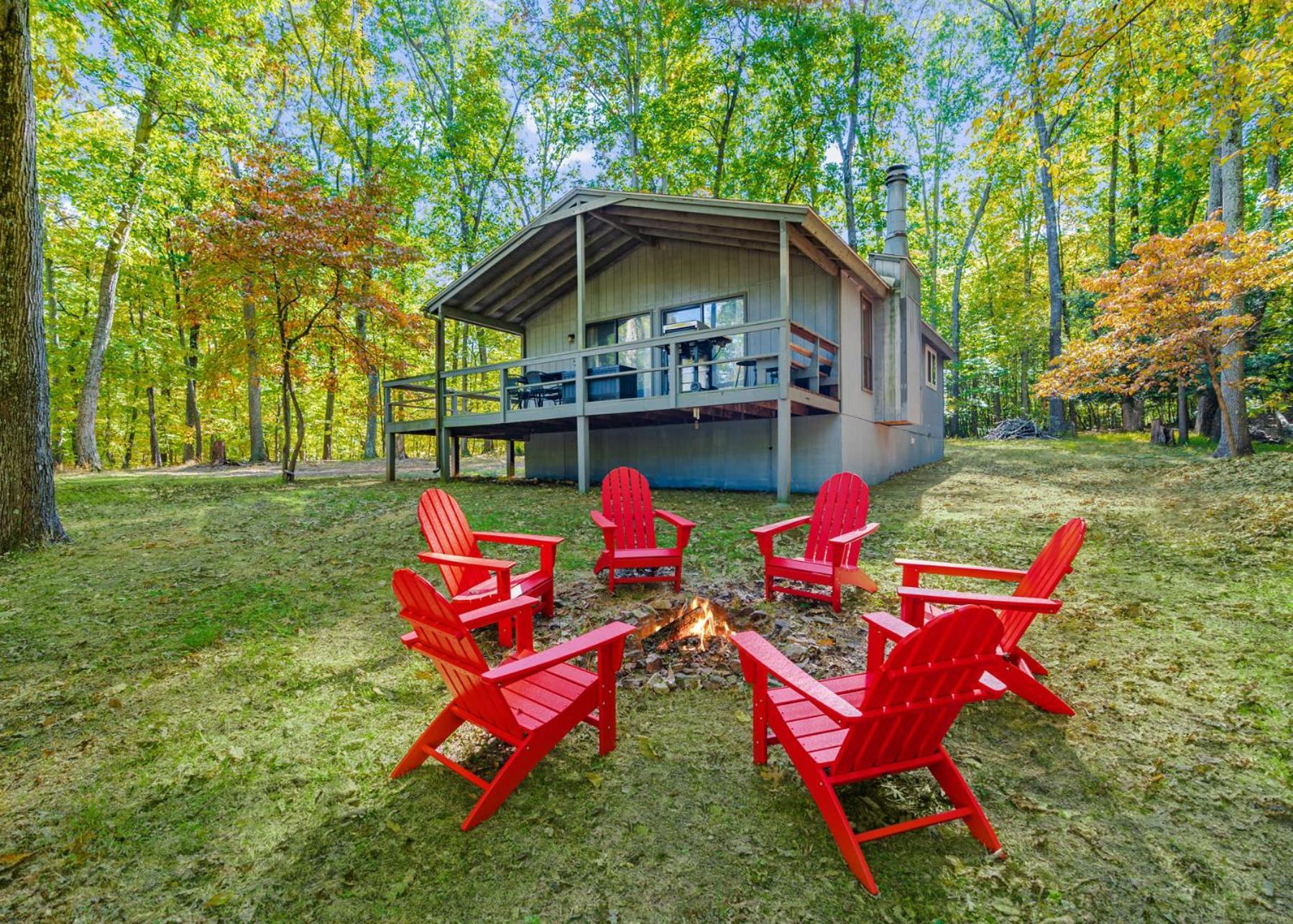 Spacious W Hot Tub, Fire Pit, Deck, Grill And Wifi Villa Hedgesville Exterior photo